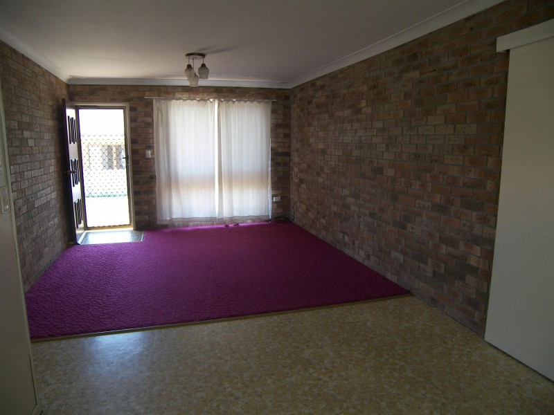 2/24 Dragon Street, Warwick QLD 4370