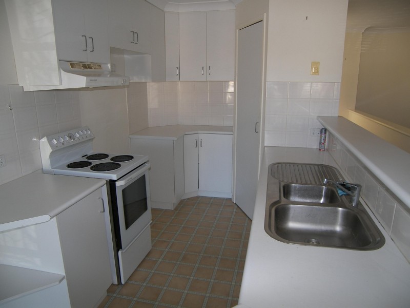 UNIT 3 107A FITZROY ST, Warwick QLD 4370