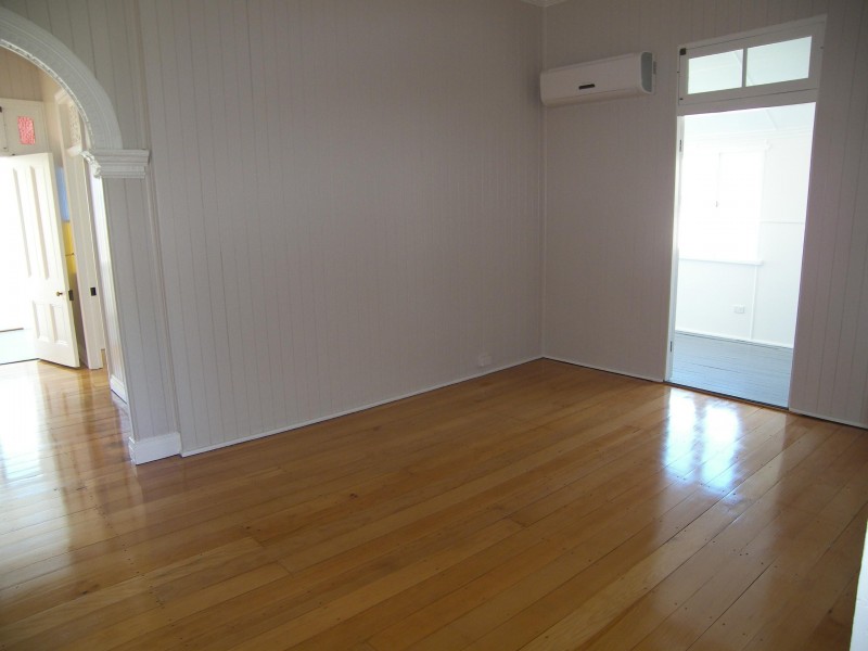 12 KING STREET, Warwick QLD 4370