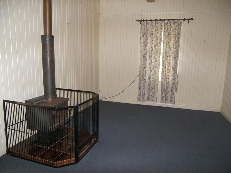 114 BISLEY ST, Warwick QLD 4370