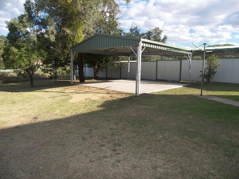 114 BISLEY ST, Warwick QLD 4370