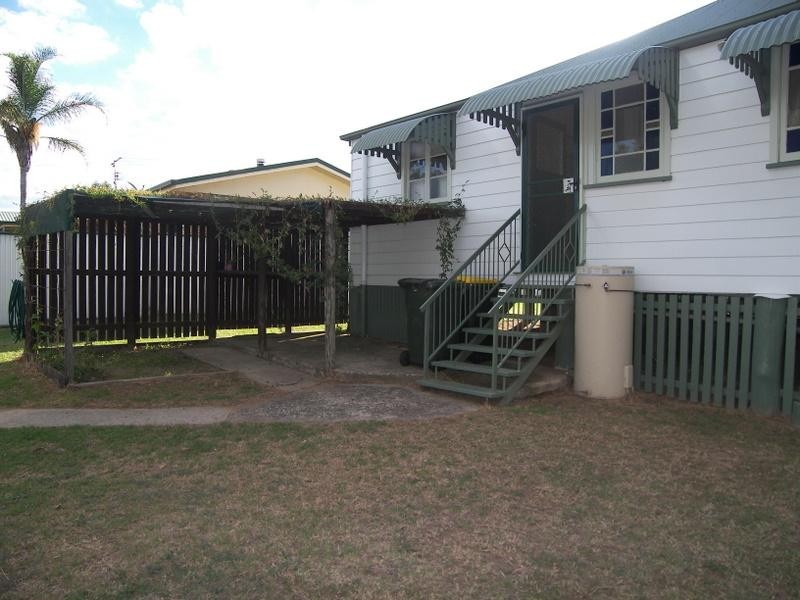 114 BISLEY ST, Warwick QLD 4370