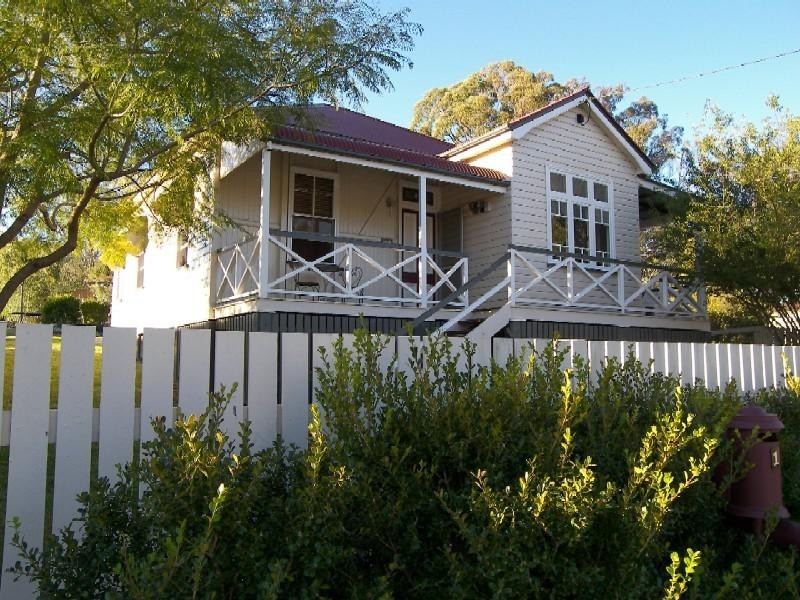 1 Yarrawonga Street, Warwick QLD 4370