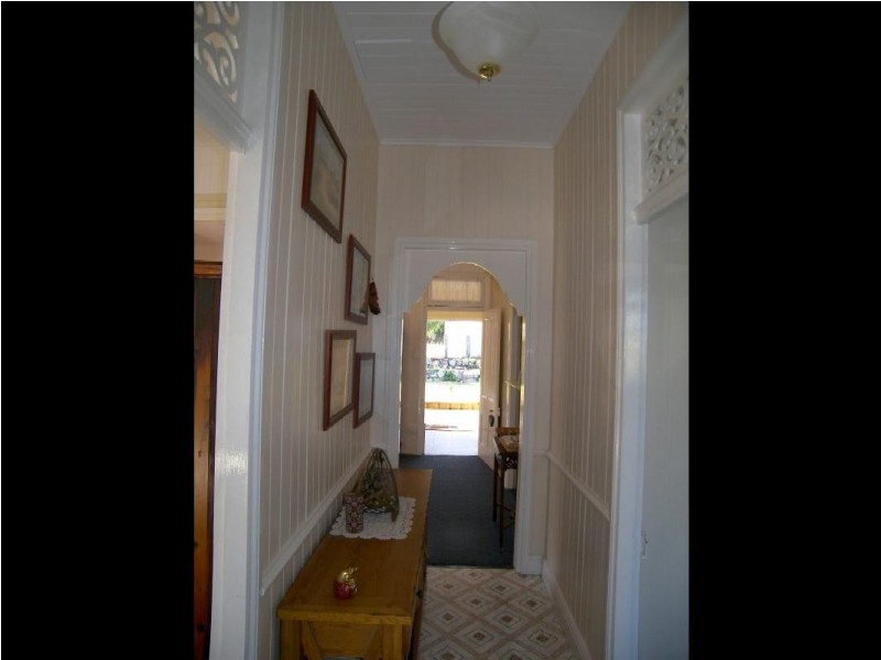 1 Yarrawonga Street, Warwick QLD 4370