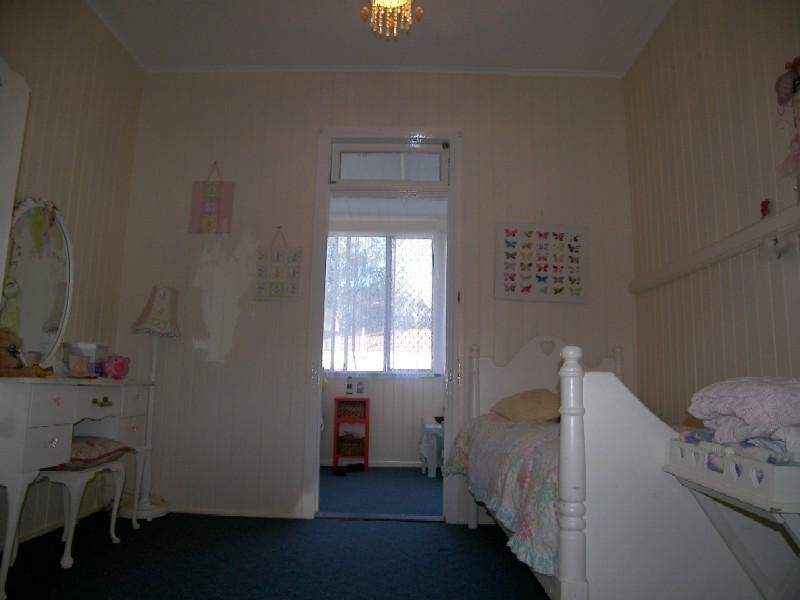 1 Yarrawonga Street, Warwick QLD 4370