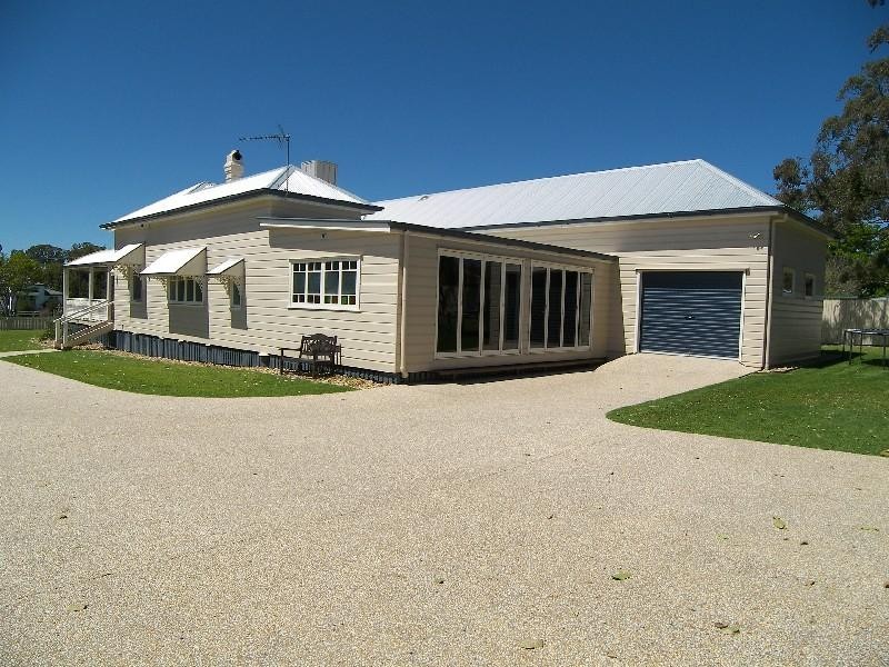 63 Gore Street, Warwick QLD 4370