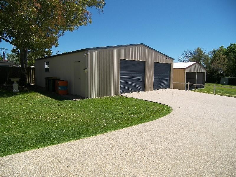 63 Gore Street, Warwick QLD 4370