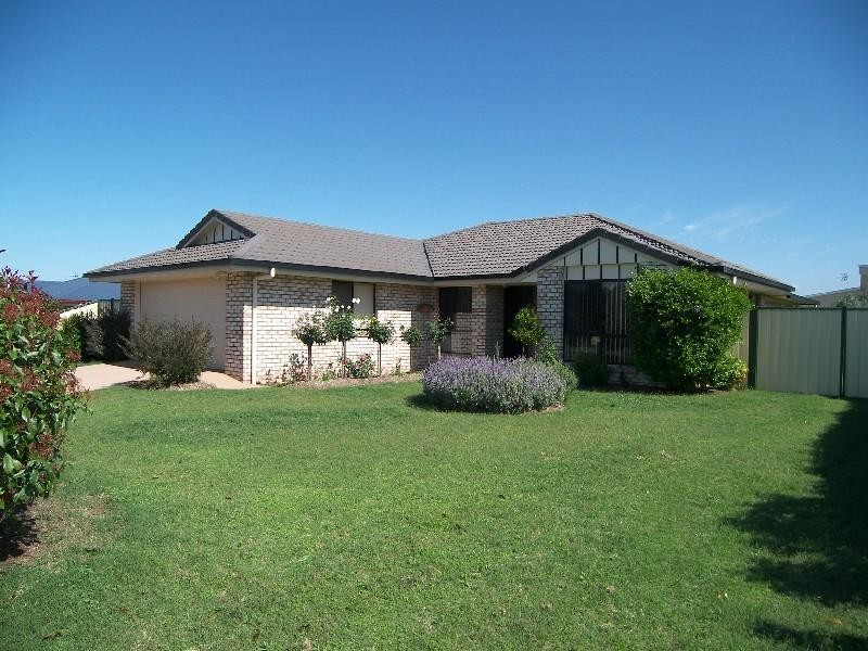 24 Baguley Street, Warwick QLD 4370