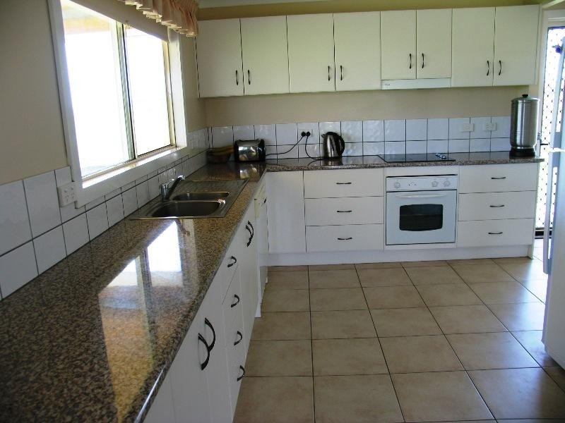 Freestone QLD 4370