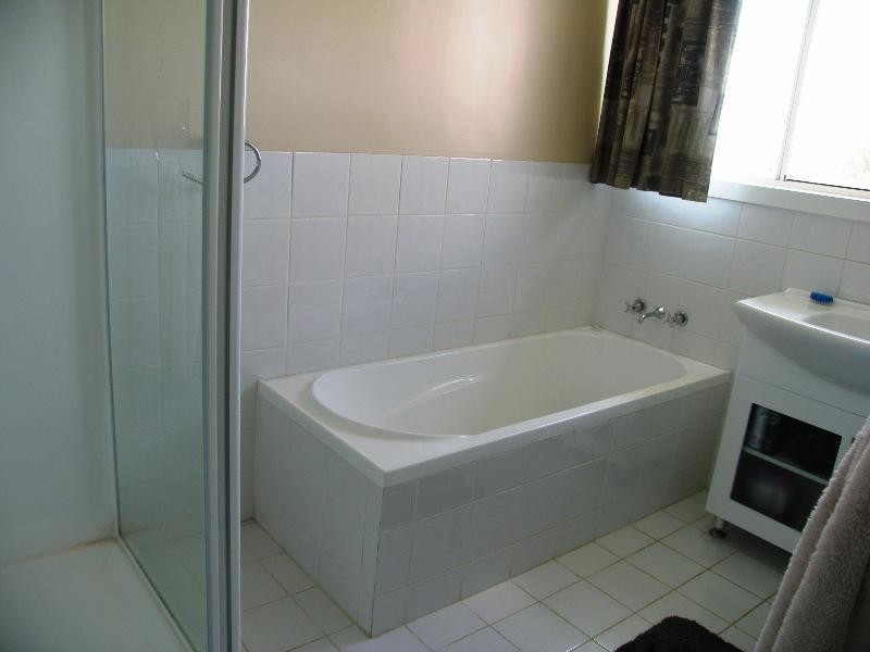 Freestone QLD 4370