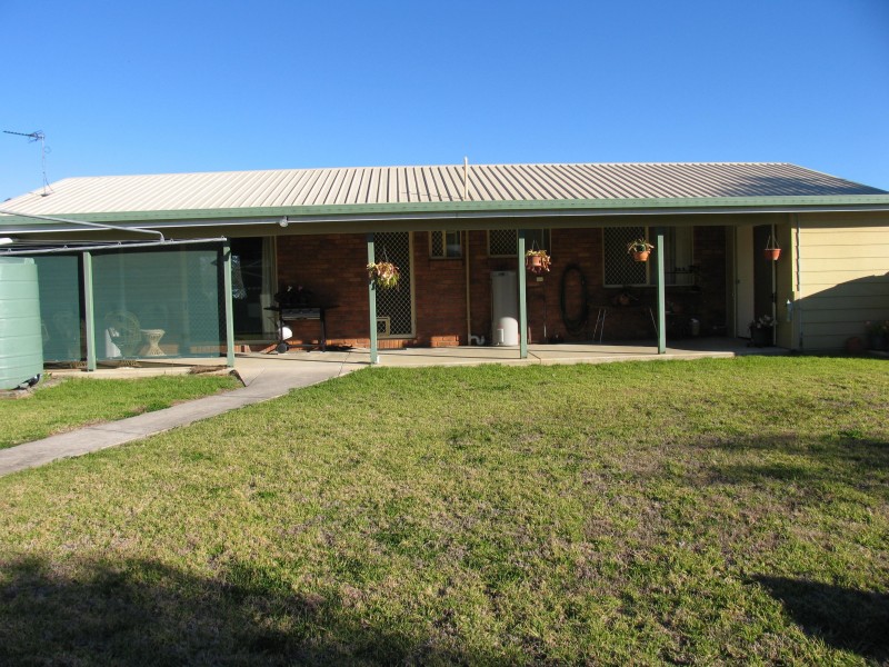 1 Flynn Drive, Warwick QLD 4370