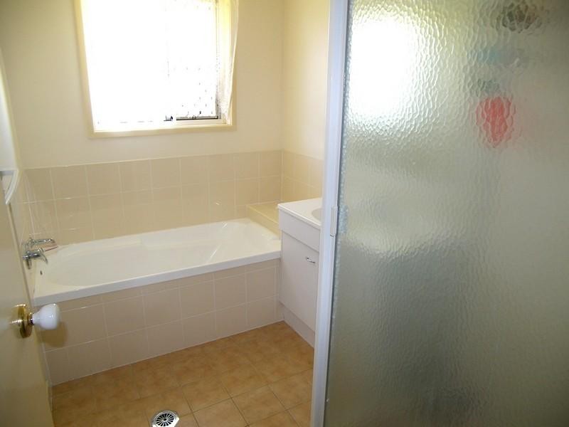 2 Bernecker Street, Warwick QLD 4370