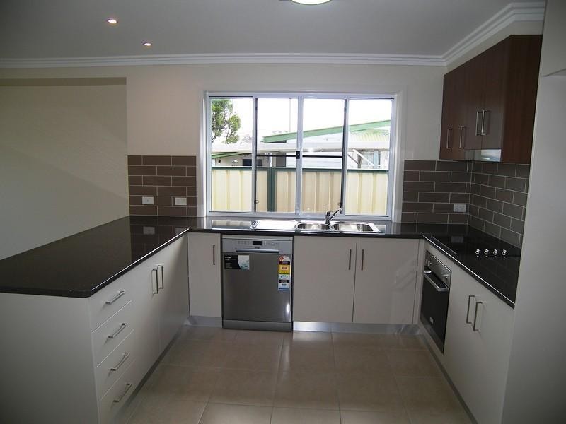 8/19 Myall Ave, Warwick QLD 4370