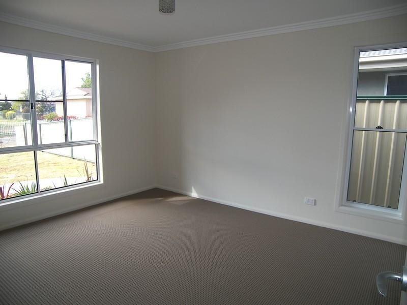 8/19 Myall Ave, Warwick QLD 4370