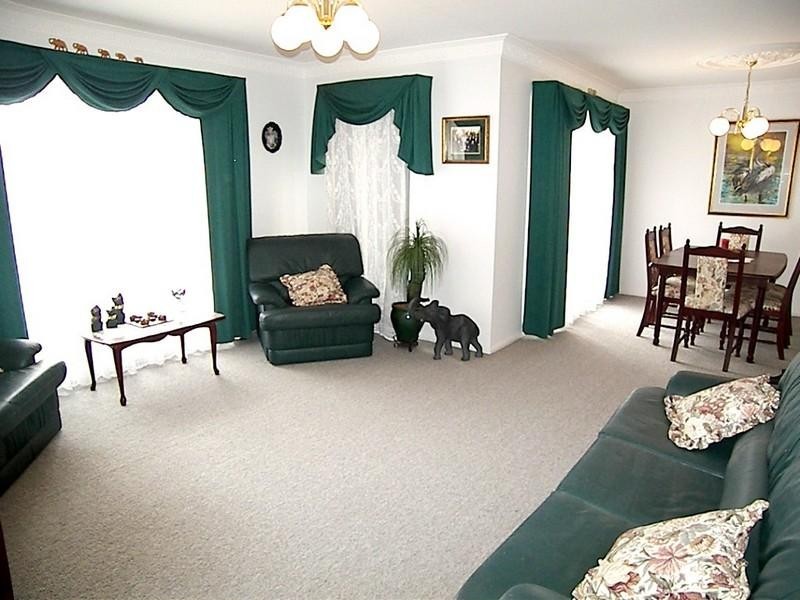 27 Fairway Drive, Warwick QLD 4370