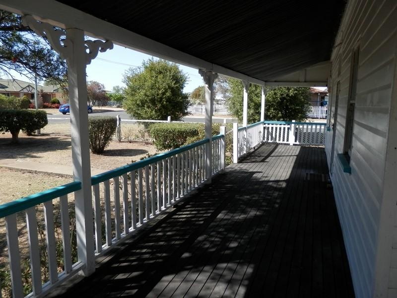 7 Devitt Street, Warwick QLD 4370