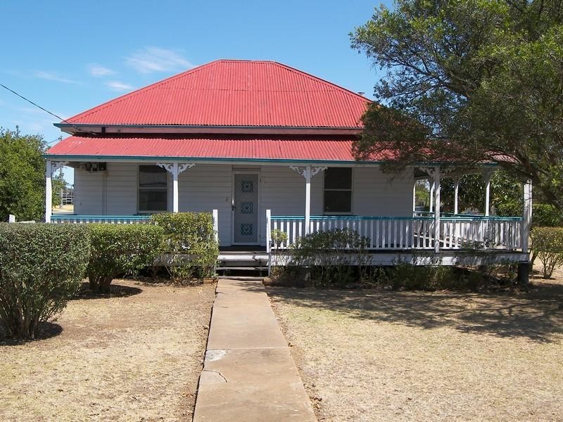 7 Devitt Street, Warwick QLD 4370