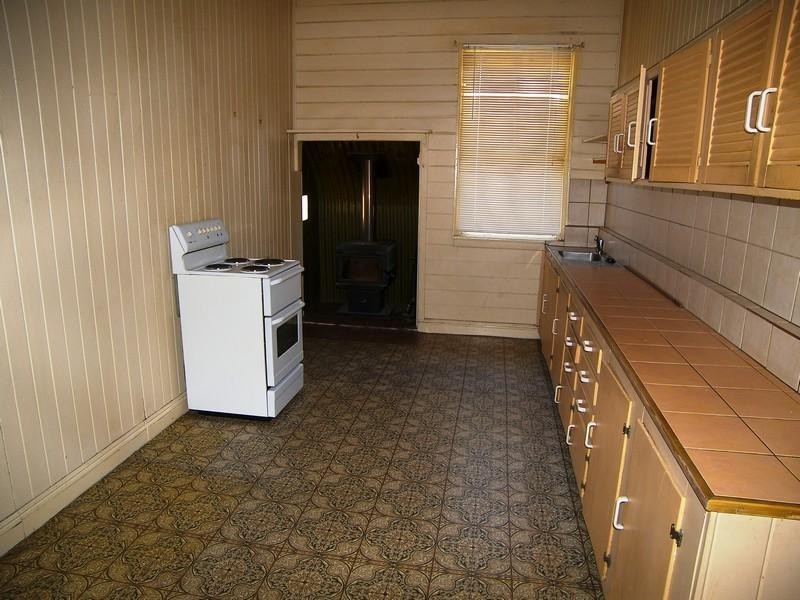 18 Pratten Street, Warwick QLD 4370