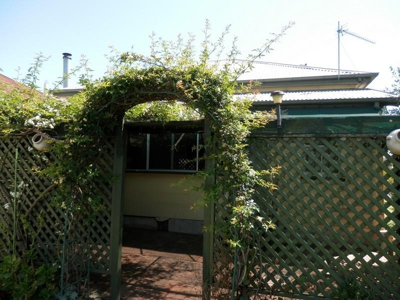 18 Pratten Street, Warwick QLD 4370