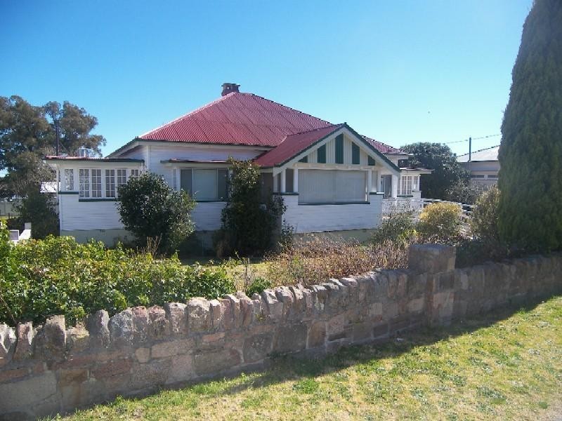 38 Marsh Street, Stanthorpe QLD 4380
