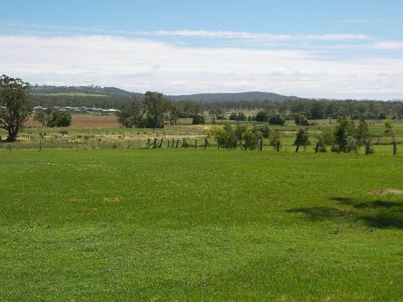 27 Canningvale Road, Warwick QLD 4370