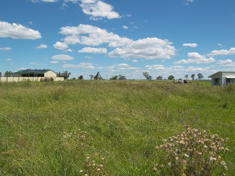 25 Derain Drive, Warwick QLD 4370