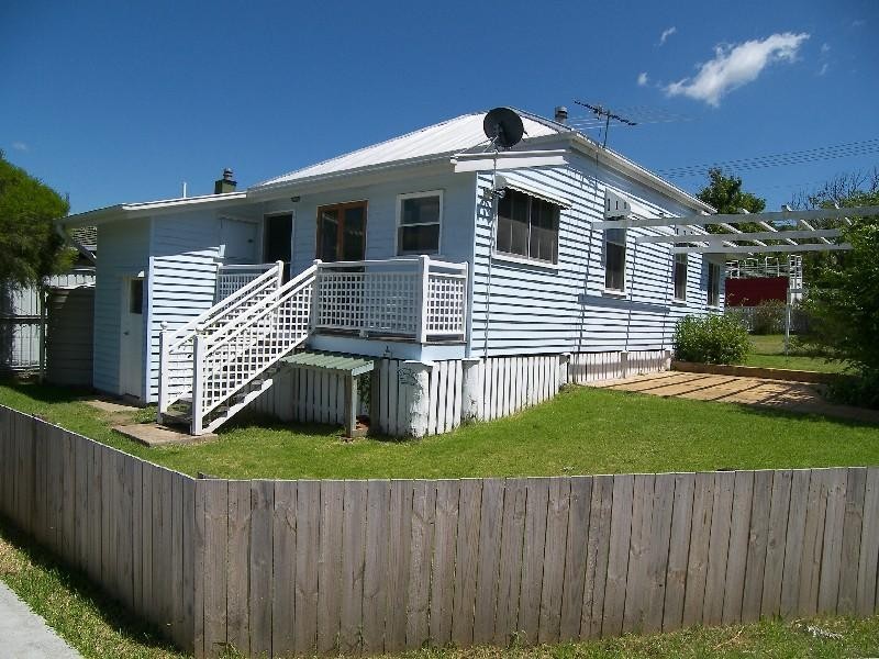 16b Marshall Street, Warwick QLD 4370