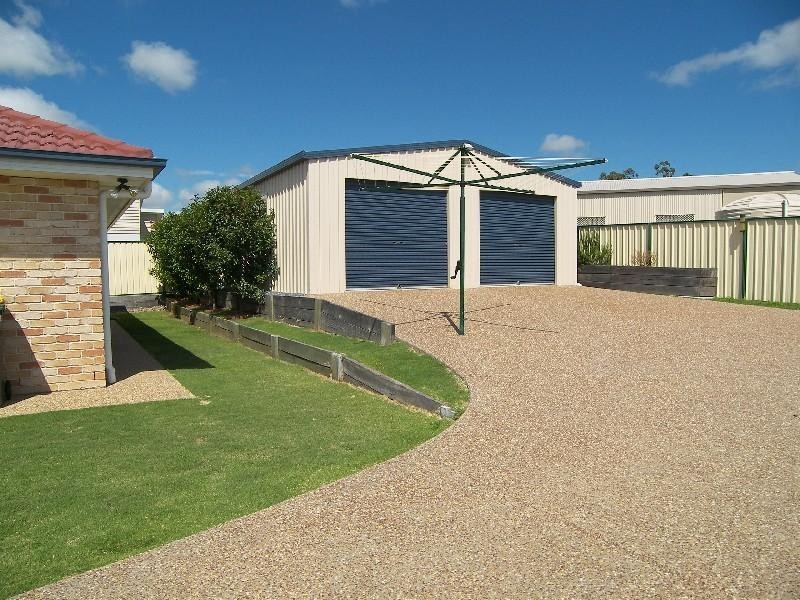 8 Floribunda Ave, Warwick QLD 4370