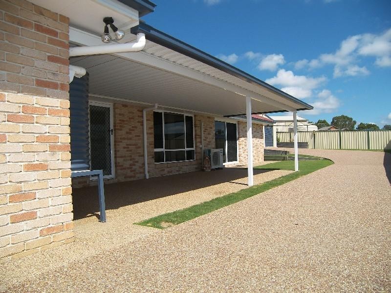 8 Floribunda Ave, Warwick QLD 4370