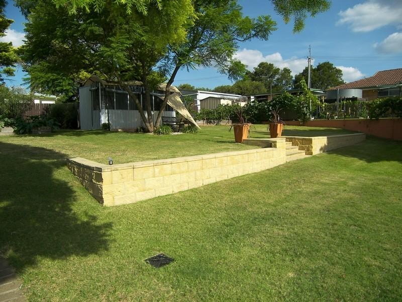 8 Schoch Street, Warwick QLD 4370