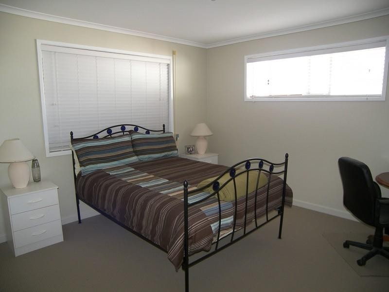 8 Schoch Street, Warwick QLD 4370