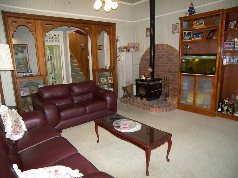 140 Ogilvie Road, Warwick QLD 4370