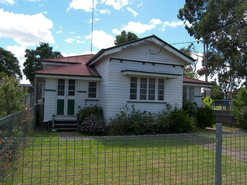 86 Percy Street, Warwick QLD 4370