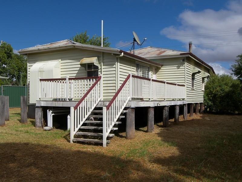 110 Tooth Street, Warwick QLD 4370