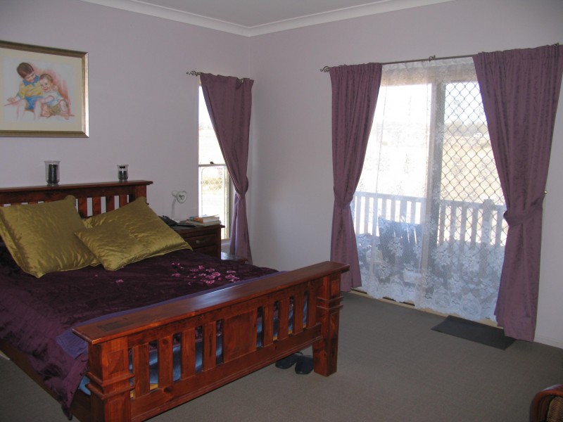 Rosenthal Heights QLD 4370
