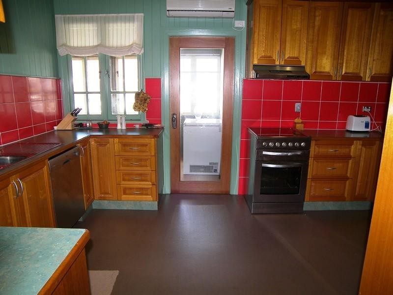 83 Guy Street, Warwick QLD 4370