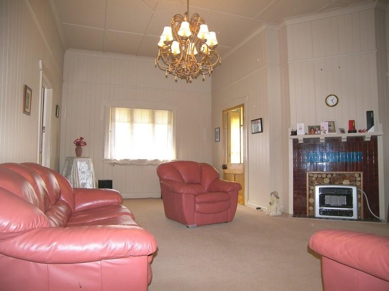 83 Guy Street, Warwick QLD 4370