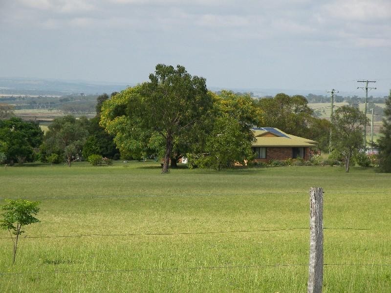 17 Smith Road, Warwick QLD 4370