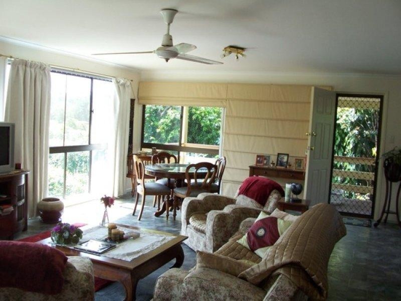 Glass House Mountains QLD 4518