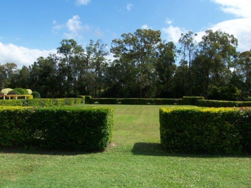 Glass House Mountains QLD 4518
