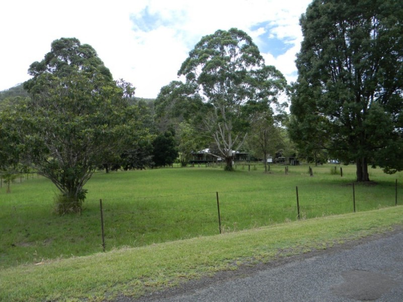 Maleny QLD 4552