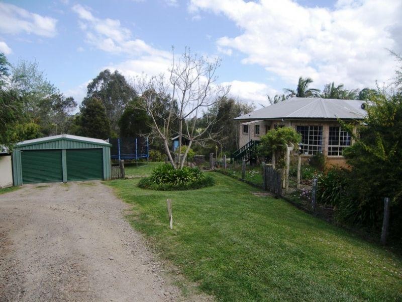 18 Sternberg Road, Witta QLD 4552