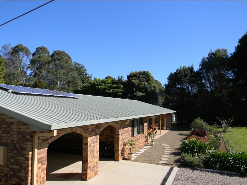 8 Wittaberg Road, Maleny QLD 4552