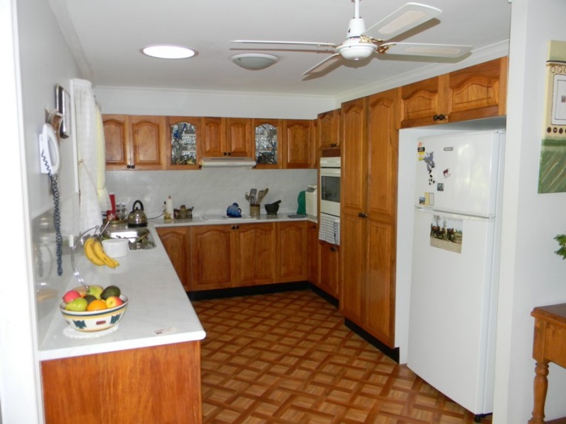 8 Wittaberg Road, Maleny QLD 4552