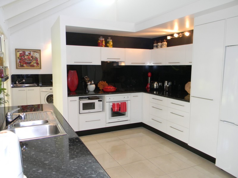 5 Jacaranda Place, Maleny QLD 4552