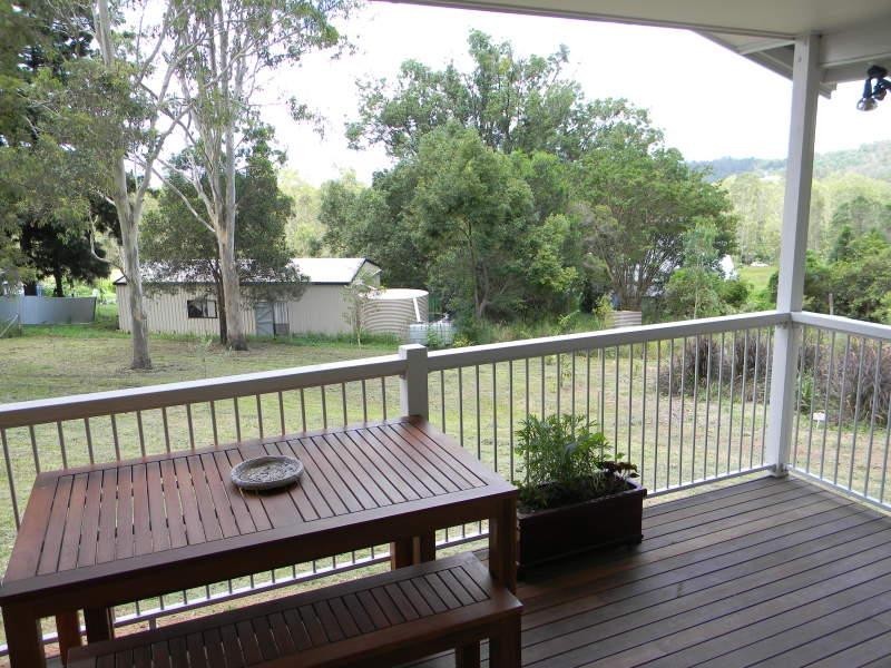 Brooloo QLD 4570