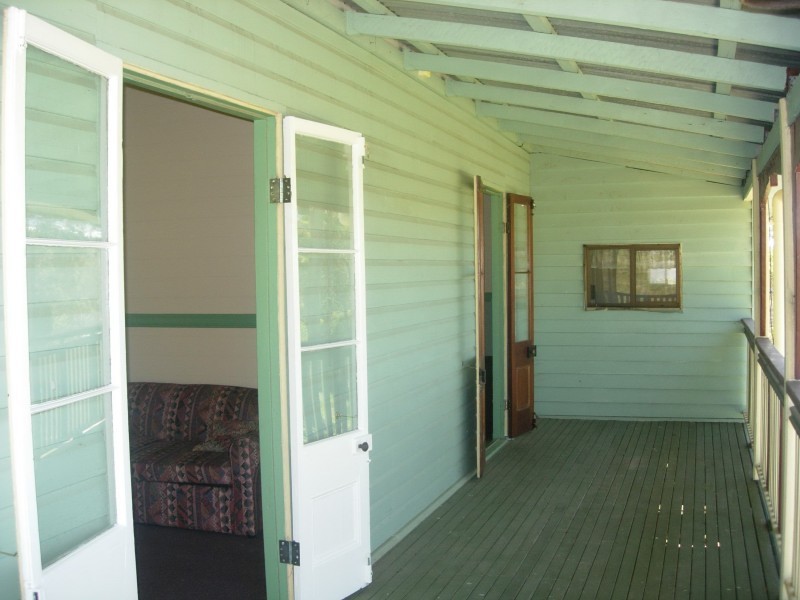 19 George Street, Brooloo QLD 4570