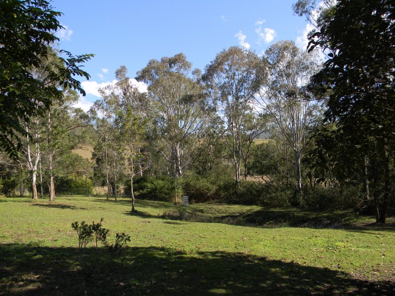 Cambroon QLD 4552