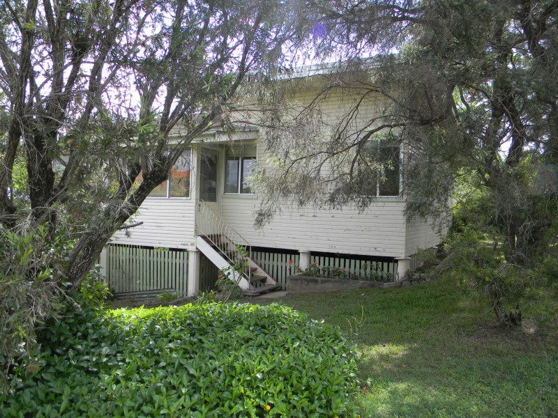 17 Margaret, Kenilworth QLD 4574