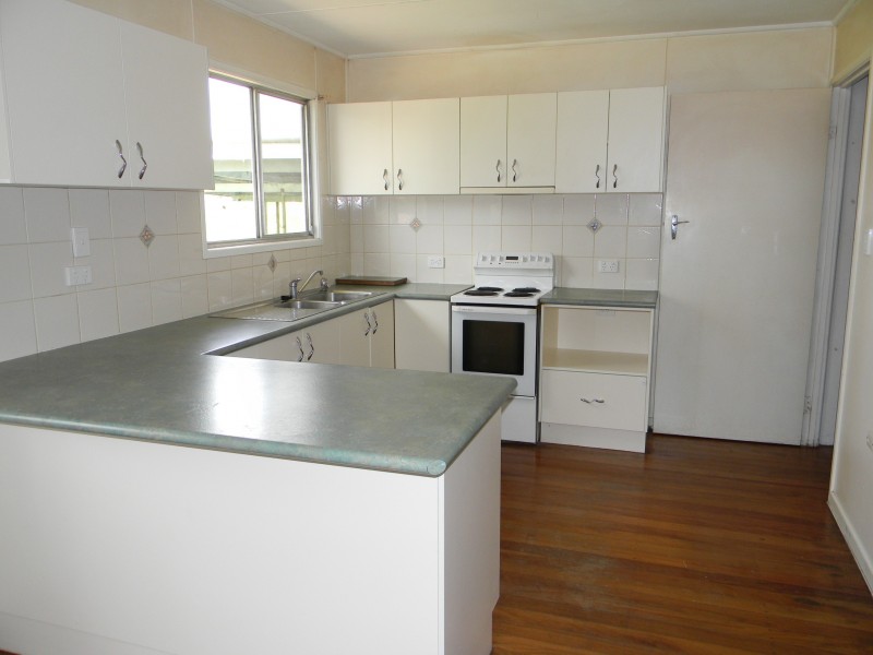 5 Brooloo Road, Kenilworth QLD 4574